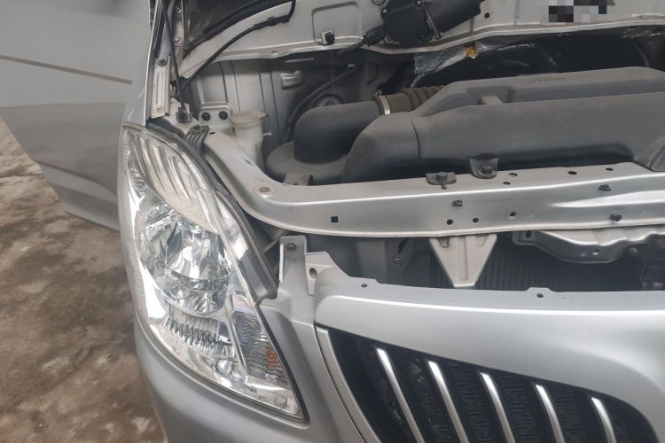 Used Foton MP-X E 2017 2.0L New Express Long Wheelbase 4Q20M Engine Bay Right