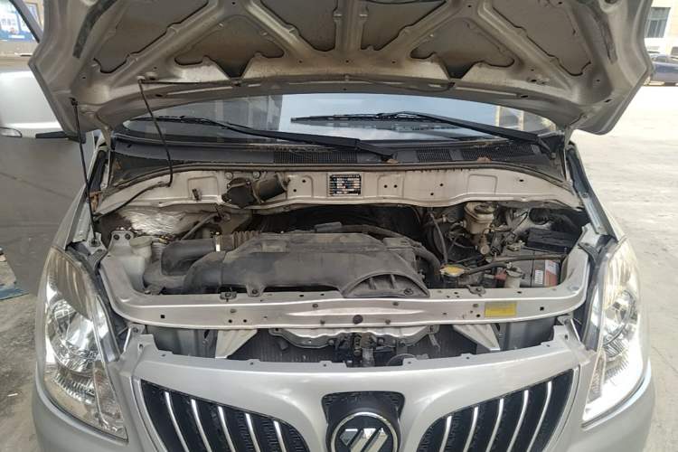 Used Foton MP-X E 2017 2.0L New Express Long Wheelbase 4Q20M Engine Bay