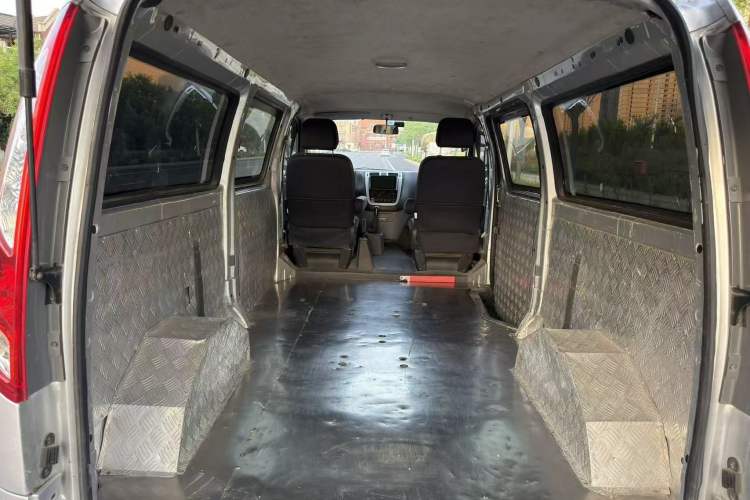 Used Foton MP-X E 2017 2.0L New Express Long Wheelbase 4Q20M Exterior 5