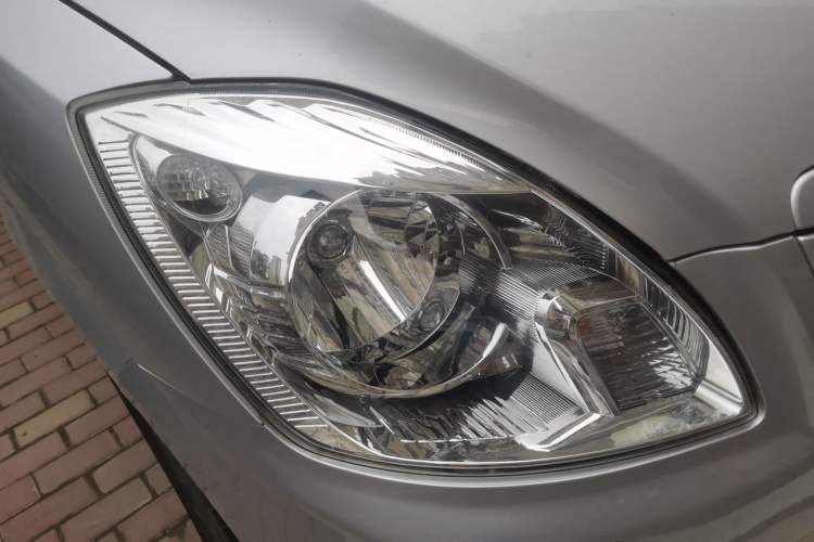 Used Foton MP-X E 2017 2.0L Commercial Version Standard Long-Wheelbase 4G63 Exterior 6