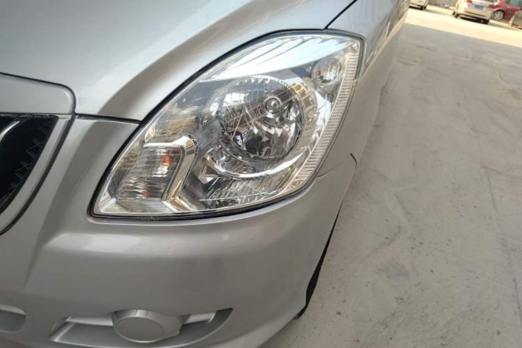 Used Foton MP-X E 2017 2.0L New Express Long Wheelbase 4Q20M Left Front Headlight
