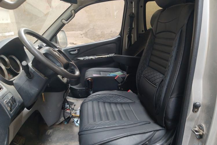 Used Foton MP-X E 2017 2.0L New Express Long Wheelbase 4Q20M Left Front Seat