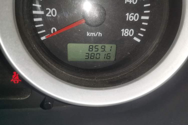 Used Foton MP-X E 2017 2.0L Commercial Version Standard Long-Wheelbase 4G63 Odometer Close Up