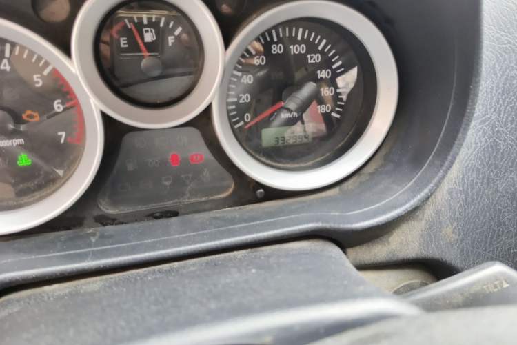 Used Foton MP-X E 2017 2.0L New Express Long Wheelbase 4Q20M Odometer Close Up