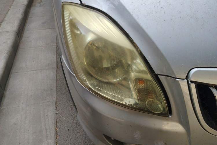 Used Foton MP-X E 2017 2.0L New Express Long Wheelbase 4Q20M Right Front Headlight