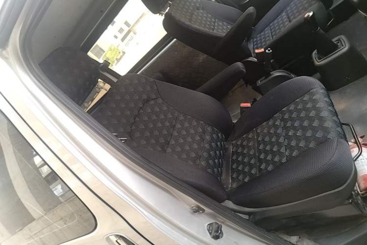 Used Foton MP-X E 2017 2.0L New Express Long Wheelbase 4Q20M Right Front Seat