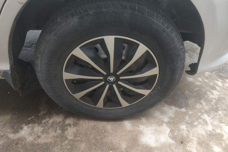 Used Foton MP-X E 2017 2.0L New Express Long Wheelbase 4Q20M Right Front Wheel Hub
