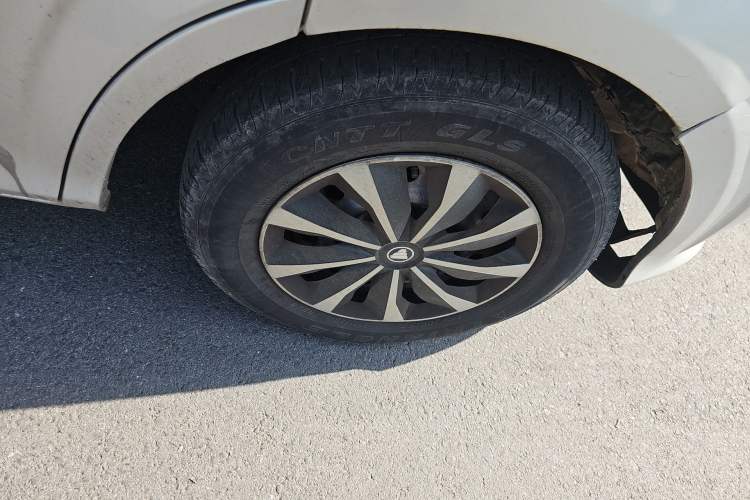 Used Foton MP-X E 2017 2.0L New Express Long Wheelbase 4Q20M Right Front Wheel Hub