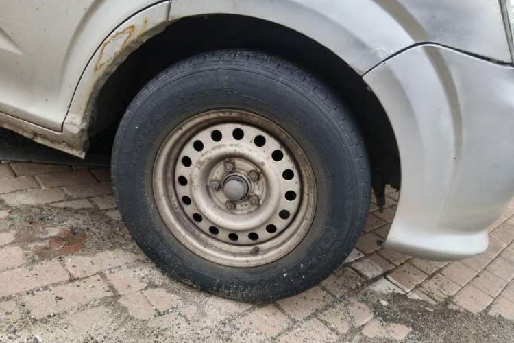Used Foton MP-X E 2017 2.0L New Express Long Wheelbase 4Q20M Right Front Wheel Hub