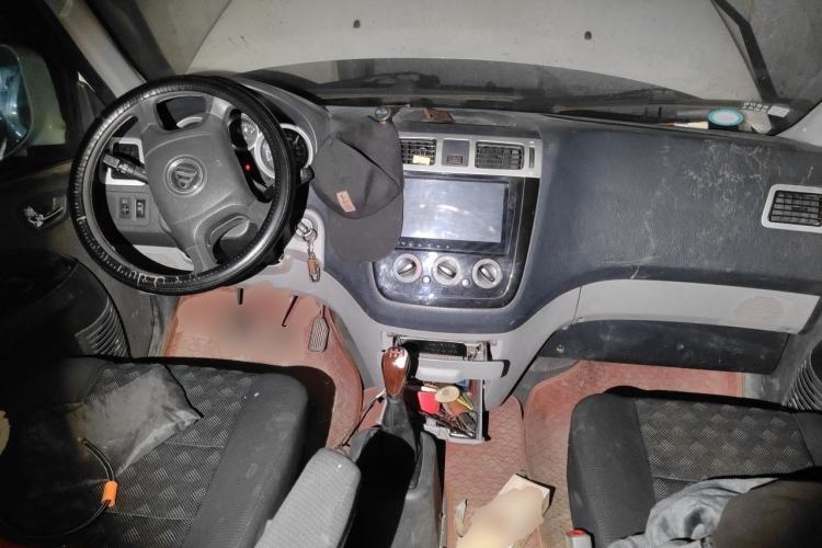Used Foton MP-X E 2017 2.0L New Express Long Wheelbase 4G63 Center Console