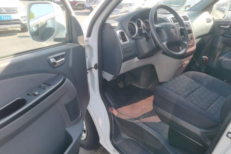 Used Foton MP-X E 2017 2.0L New Express Long Wheelbase 4Q20M Driver Seat