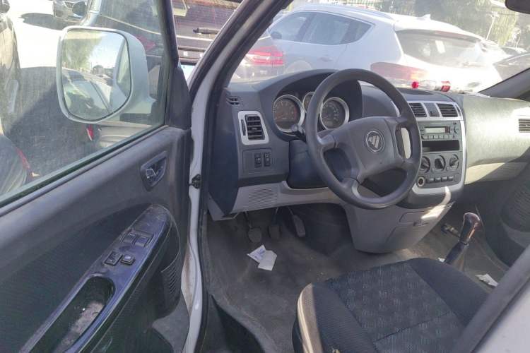 Used Foton MP-X E 2017 2.0L New Express Long Wheelbase 4Q20M Driver Seat