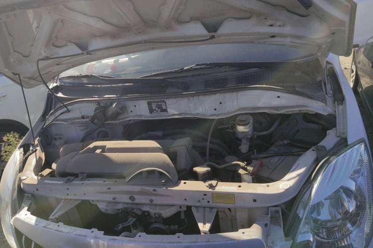 Used Foton MP-X E 2017 2.0L New Express Long Wheelbase 4Q20M Engine Bay