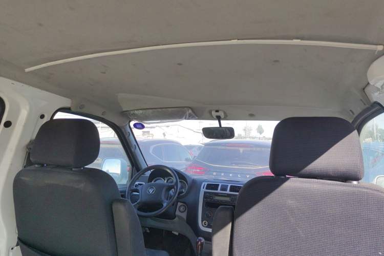 Used Foton MP-X E 2017 2.0L New Express Long Wheelbase 4Q20M Headliner