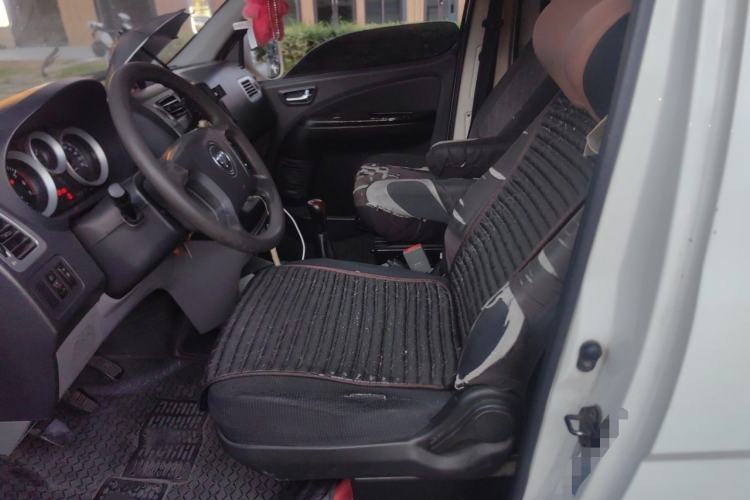 Used Foton MP-X E 2017 2.0L New Express Long Wheelbase 4Q20M Left Front Seat