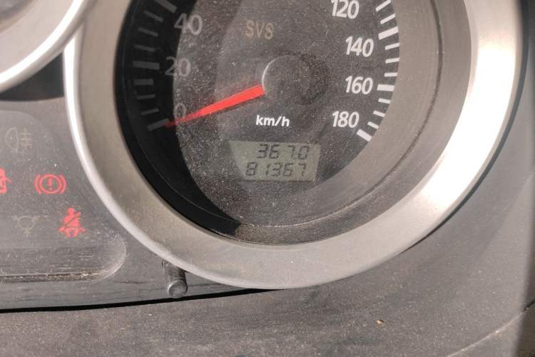 Used Foton MP-X E 2017 2.0L New Express Long Wheelbase 4G63 Odometer Close Up