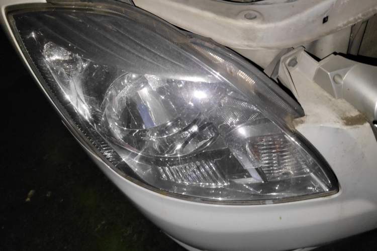 Used Foton MP-X E 2017 2.0L New Express Long Wheelbase 4G63 Right Front Headlight