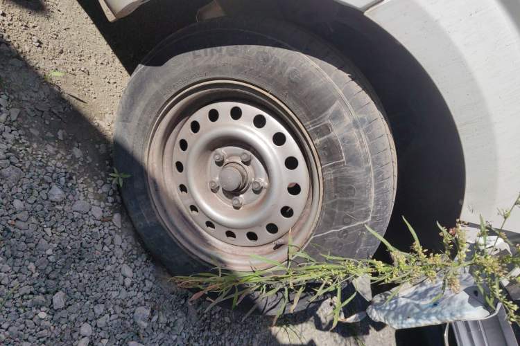 Used Foton MP-X E 2017 2.0L New Express Long Wheelbase 4Q20M Right Front Wheel Hub