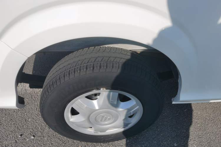 Used Foton MP-X E 2017 2.0L New Express Long Wheelbase 4Q20M Right Rear Wheel Hub