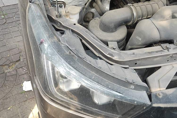 Used Foton MP-X E  Engine Bay Right
