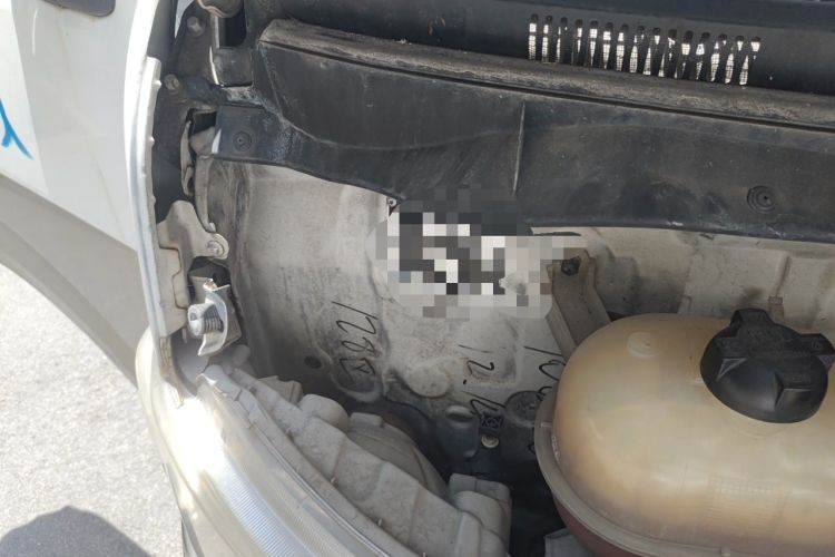 Used Foton MP-X S 2014 2.4L Shinkansen Standard Version 4G69 Engine Bay Right