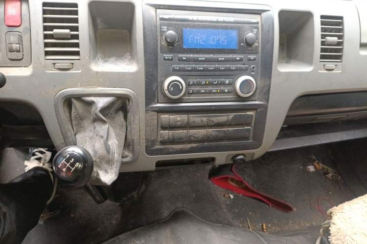 Used Foton MP-X S  Audio And AC Panel