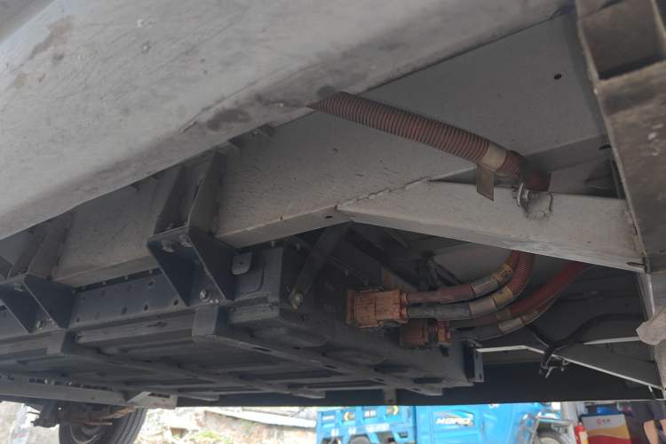 Used Foton Qianduoduo 2024 Box-Type Van Flat Roof 2 Seats EVE Energy 41.86 kWh Chassis Front Right