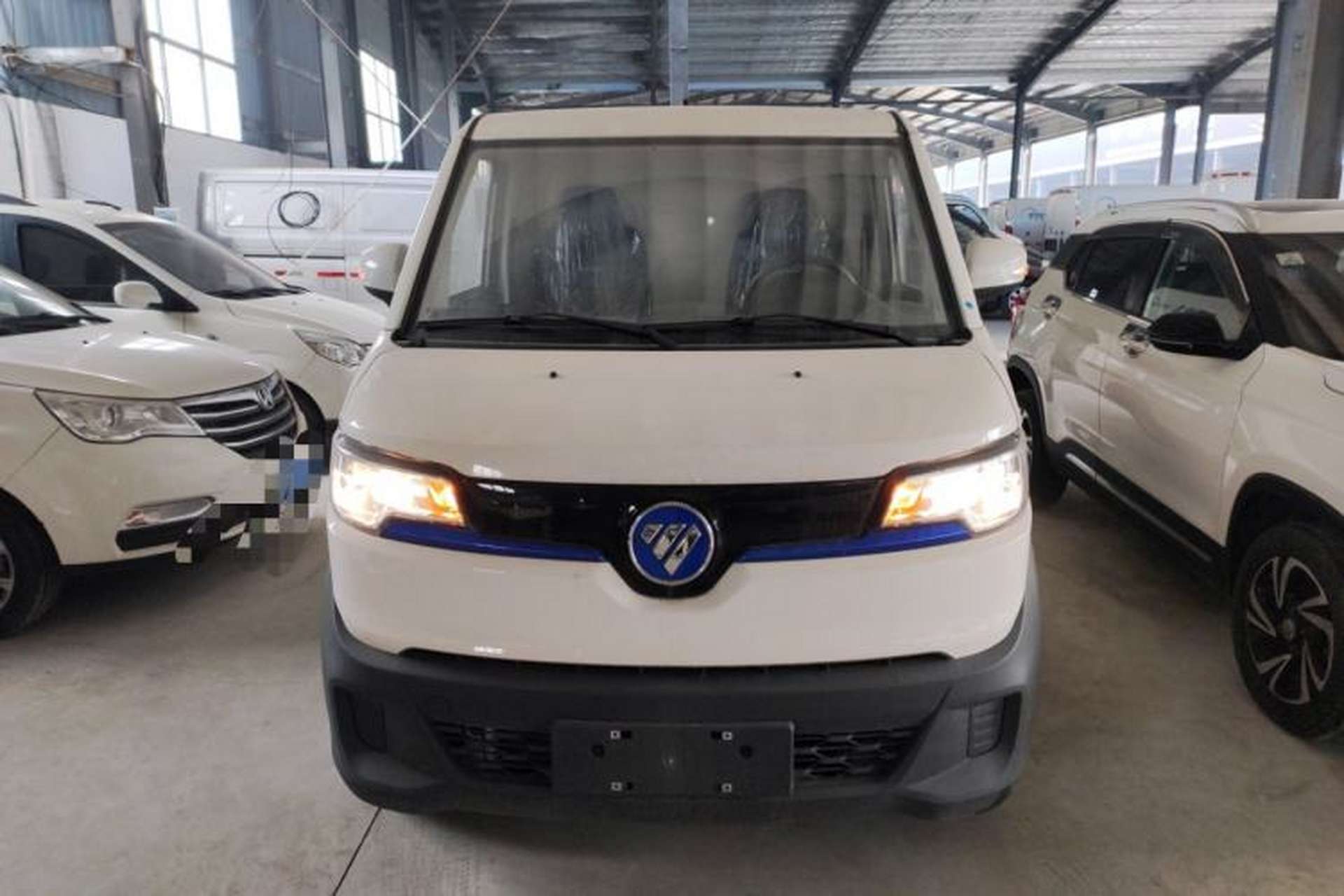 Used Foton Qianduoduo 2024 Box-Type Van Flat Roof 2 Seats CATL 41.86 kWh Exterior 1
