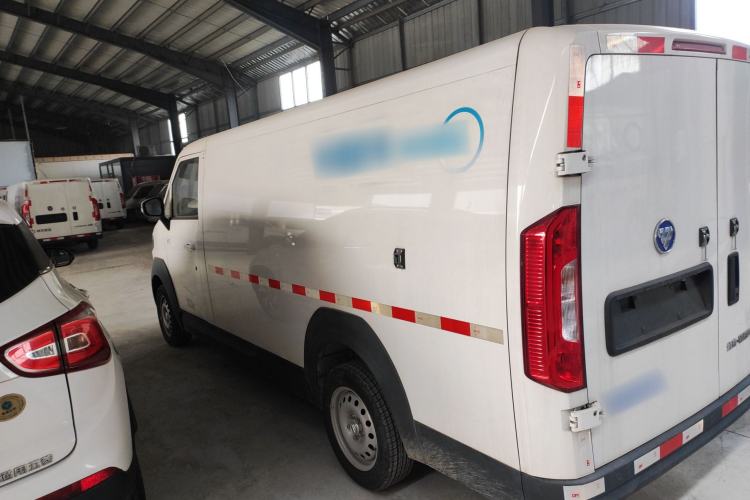 Used Foton Qianduoduo 2024 Box-Type Van Flat Roof 2 Seats CATL 41.86 kWh Exterior 3