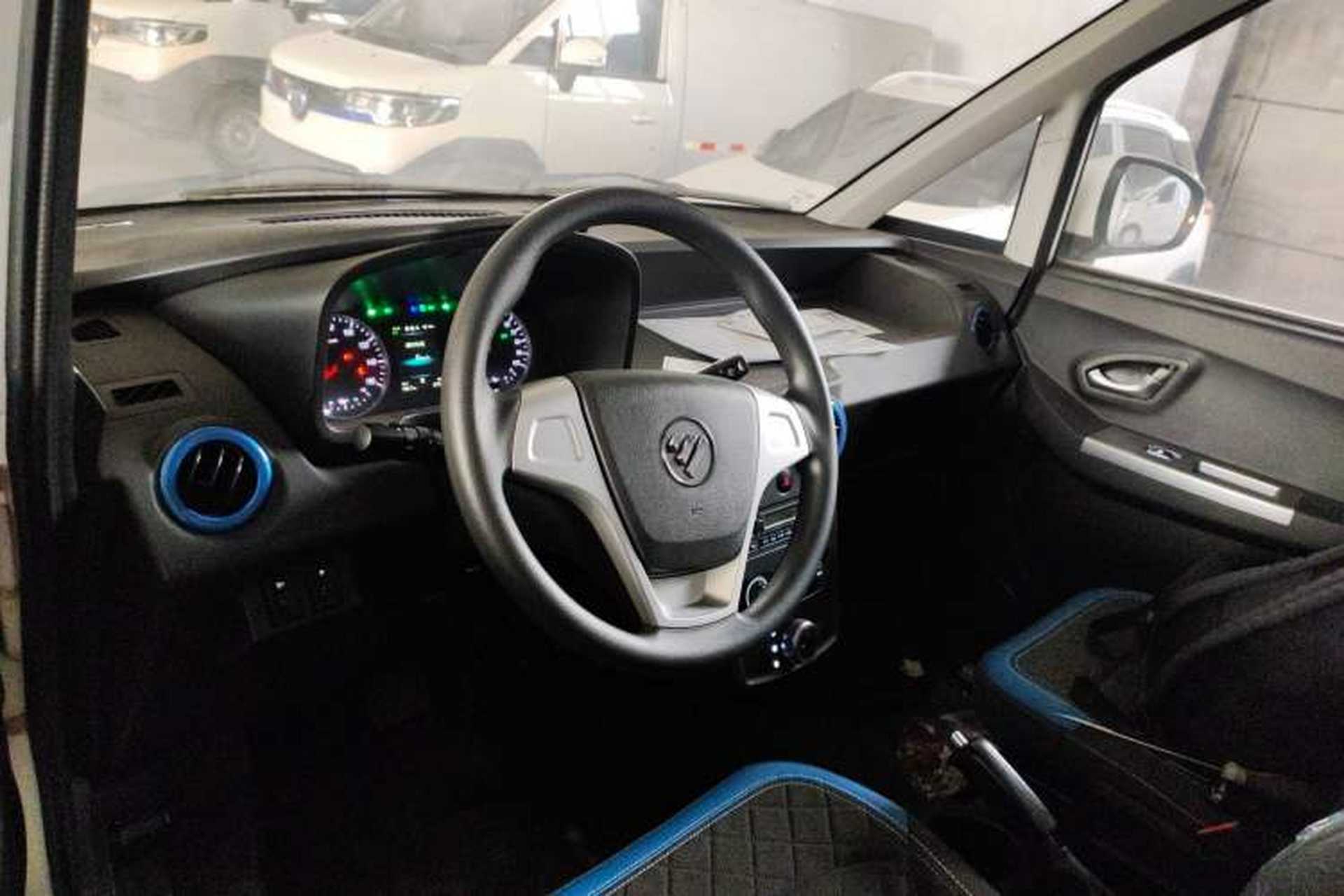 Used Foton Qianduoduo 2024 Box-Type Van Flat Roof 2 Seats CATL 41.86 kWh Interior 2