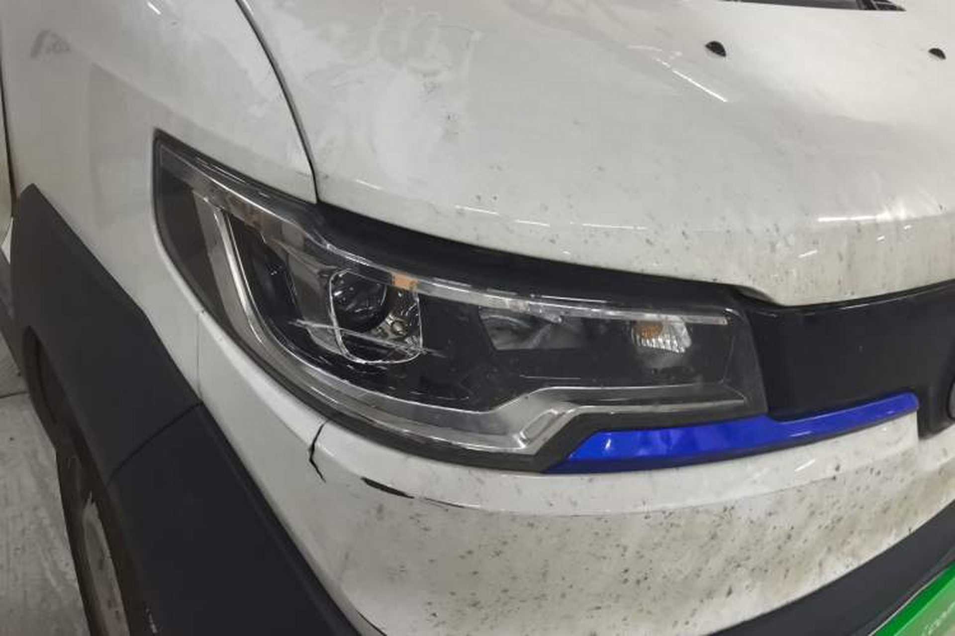 Used Foton Qianduoduo 2024 Box-Type Van Flat Roof 2 Seats EVE Energy 41.86 kWh Right Front Headlight