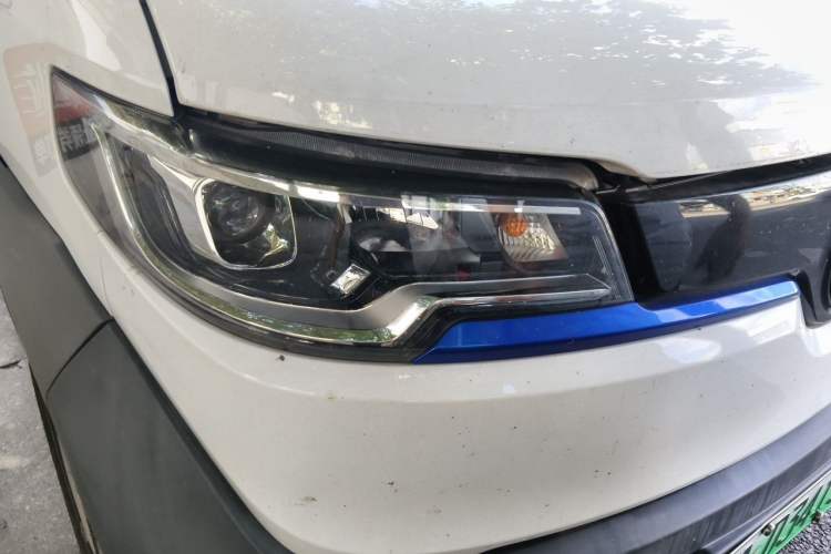 Used Foton Qianduoduo  Right Front Headlight