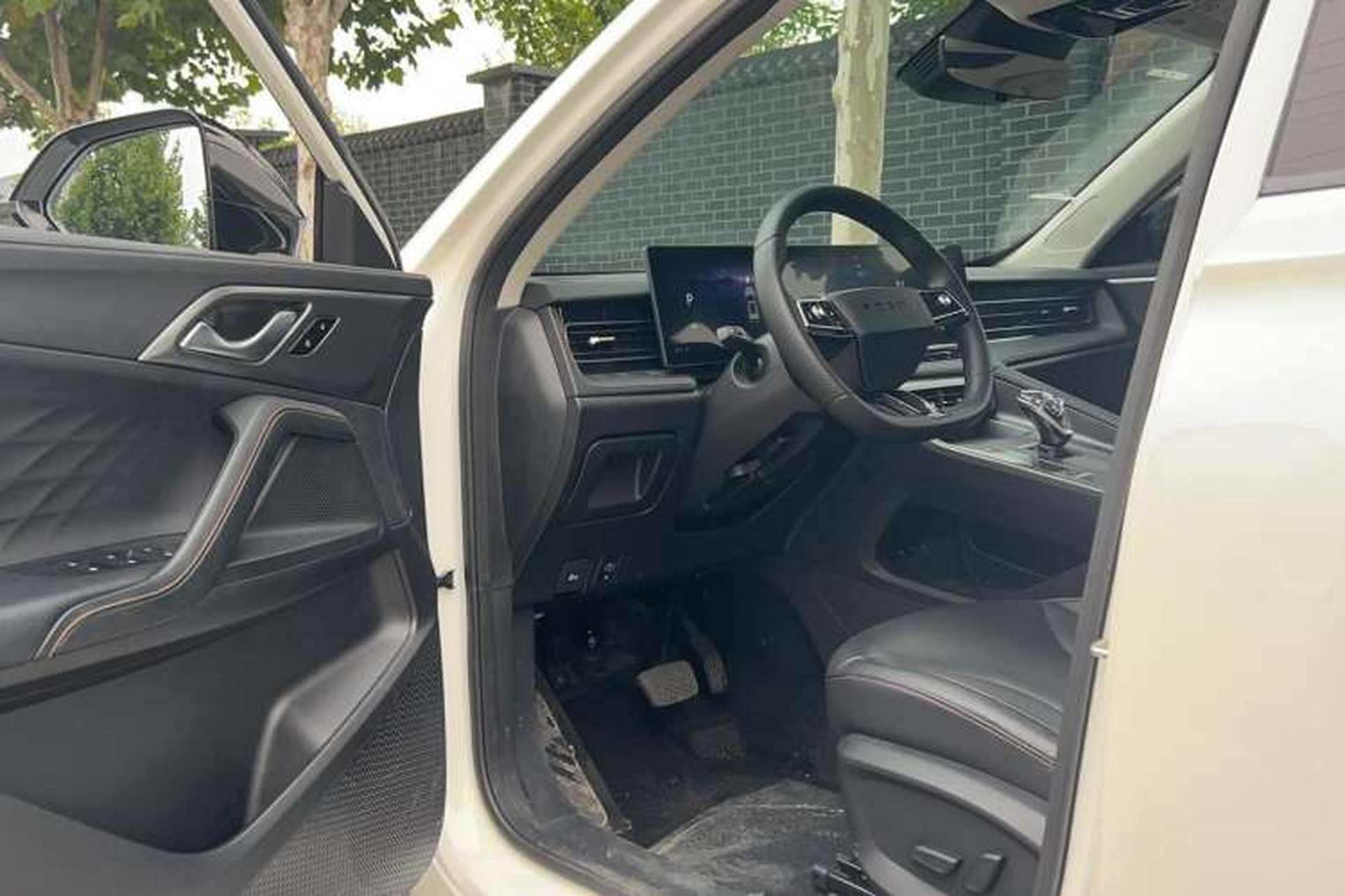 Used Foton RX5 2023 1.5T Prestige Sliding-Screen Version Driver Seat