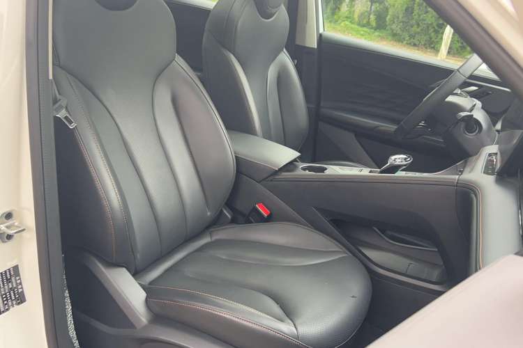 Used Foton RX5 2023 1.5T Prestige Sliding-Screen Version Right Front Seat