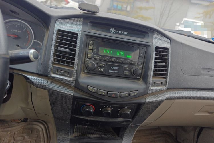 Used Foton Sapporo 2011 2.8T Conqueror Z7 Audio And AC Panel