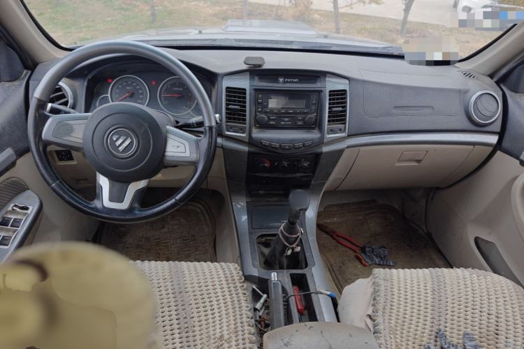 Used Foton Sapporo 2011 2.8T Conqueror Z7 Center Console