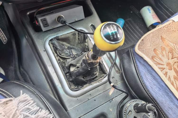 Used Foton Sapporo 2011 2.0T Leader V3 Gear Lever
