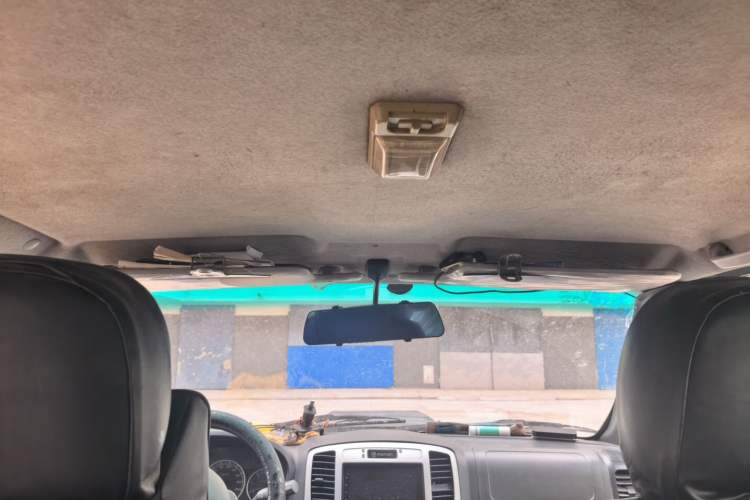Used Foton Sapporo 2011 2.0T Leader V3 Headliner