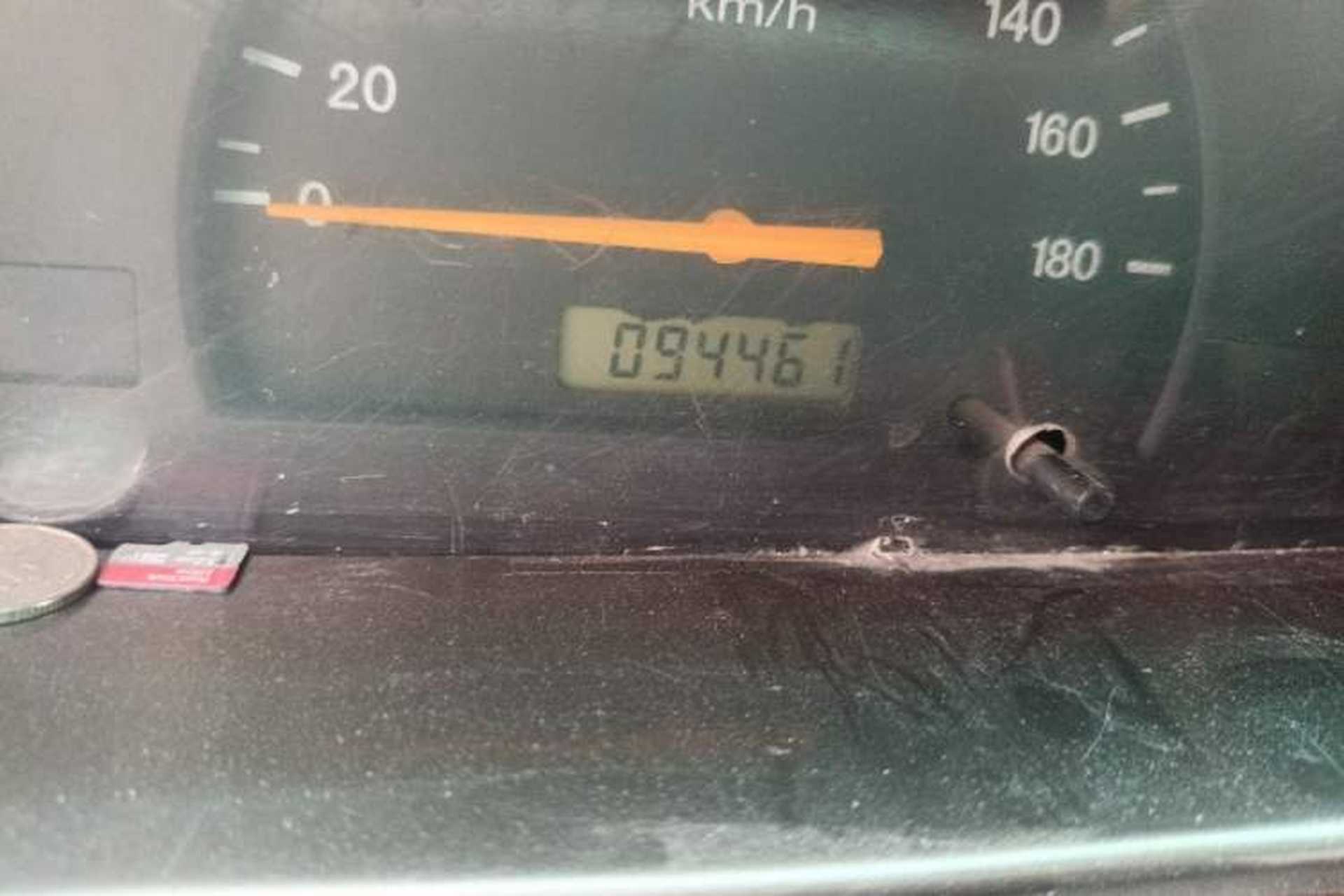 Used Foton Sapporo 2011 2.0T Acadia T3 Odometer Close Up