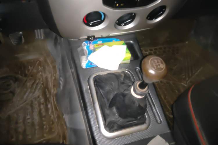 Used Foton Sapporo 2011 2.8T Acadia T3 Gear Lever