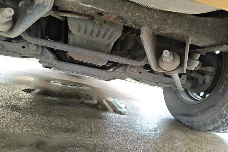 Used Foton Sapporo 2011 2.8T Acadia T3 Chassis Front