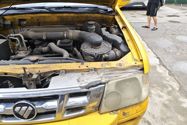 Used Foton Sapporo 2011 2.8T Acadia T3 Engine Bay Left