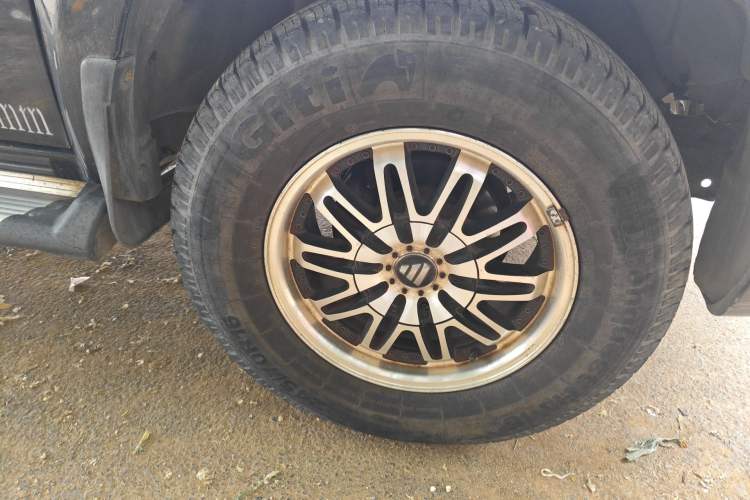Used Foton Sapporo  Right Front Wheel Hub