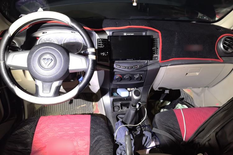 Used Foton Sapporo 2015 2.8T Two-Wheel Drive Comfort Edition 5555 mm Long Center Console