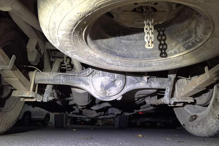 Used Foton Sapporo 2015 2.8T Two-Wheel Drive Comfort Edition 5555 mm Long Chassis Rear