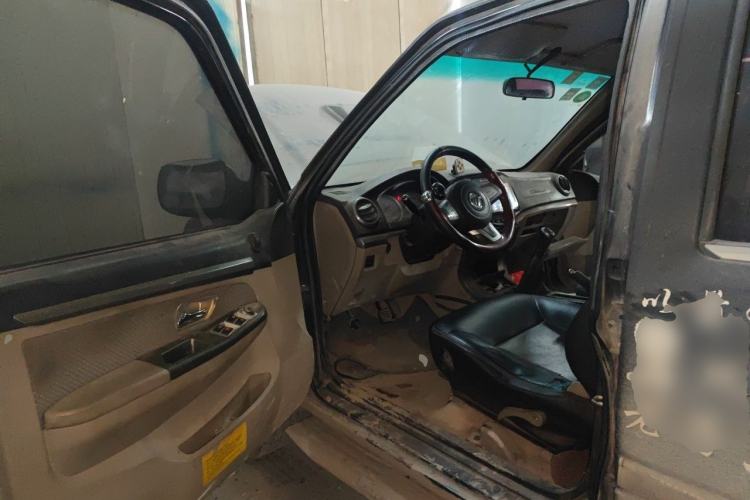 Used Foton Sapporo 2015 2.8T Standard Edition 5170 mm Long Driver Seat