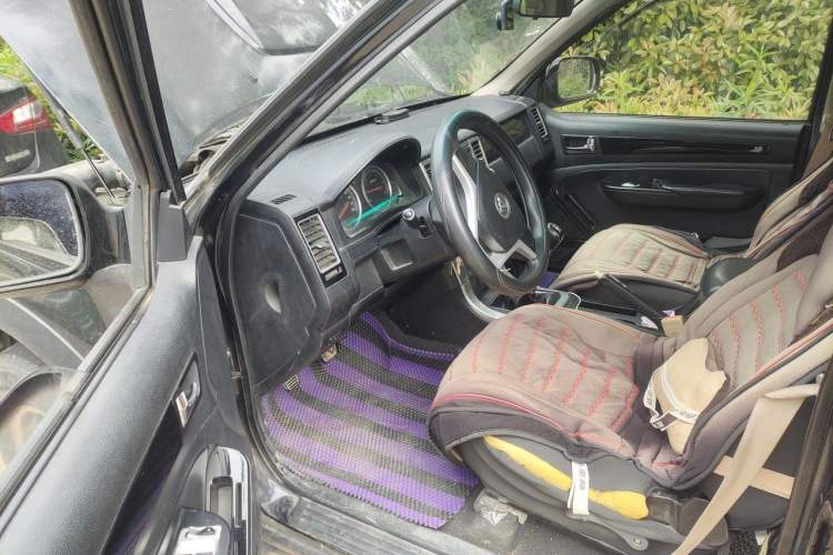 Used Foton Sapporo 2015 2.8T Two-Wheel Drive Comfort Edition 5555 mm Long Driver Seat