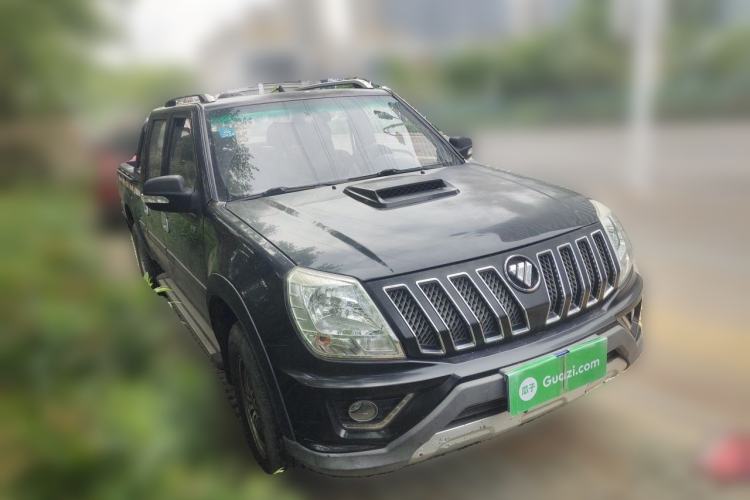 Used Foton Sapporo 2015 2.8T Two-Wheel Drive Comfort Edition 5555 mm Long Front Right 45 Deg