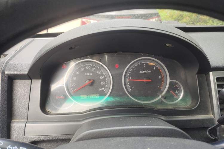 Used Foton Sapporo 2015 2.8T Two-Wheel Drive Comfort Edition 5555 mm Long Instrument Cluster
