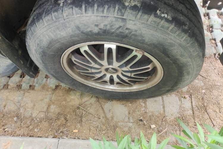 Used Foton Sapporo 2015 2.8T Two-Wheel Drive Comfort Edition 5555 mm Long Right Front Wheel Hub